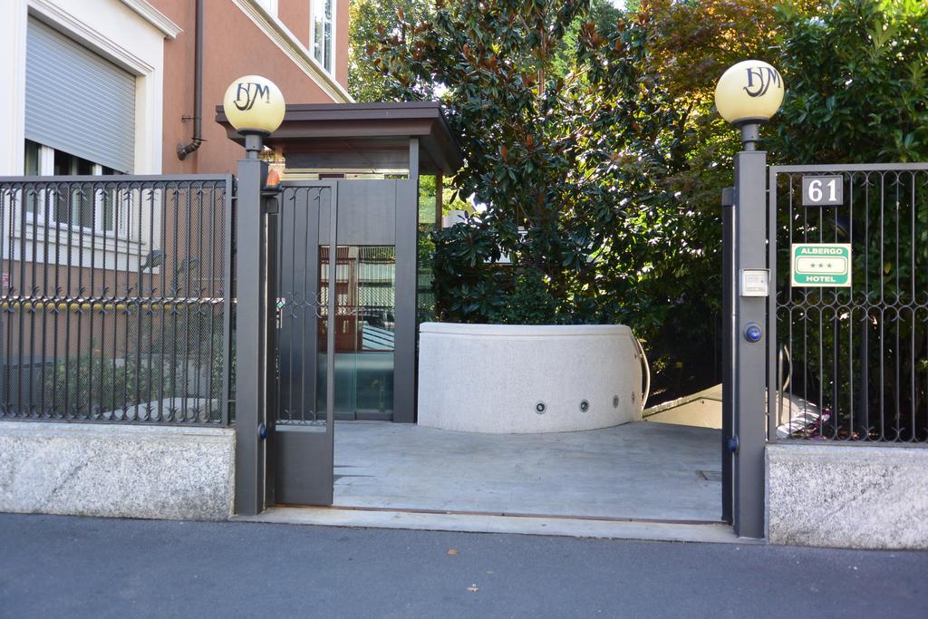 Hotel Metrò Milano Esterno foto