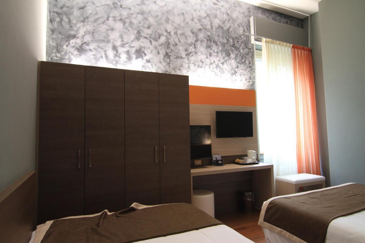 Hotel Metrò Milano Esterno foto