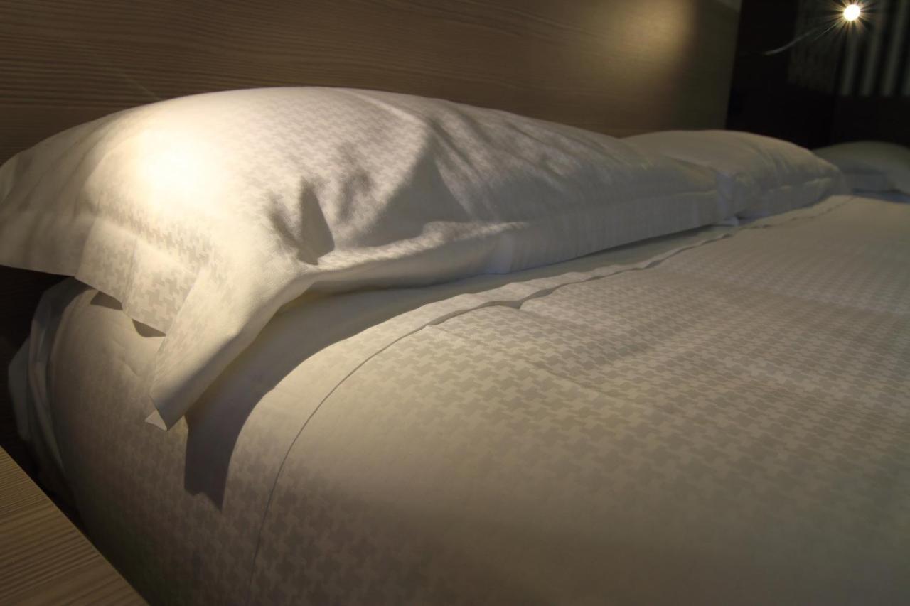 Hotel Metrò Milano Esterno foto